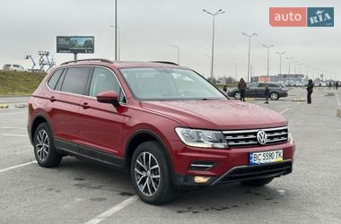 Позашляховик / Кросовер Volkswagen Tiguan 2019 в Львові