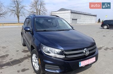 Позашляховик / Кросовер Volkswagen Tiguan 2016 в Світловодську