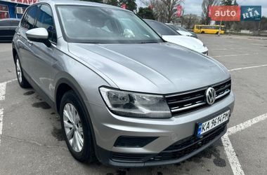 Позашляховик / Кросовер Volkswagen Tiguan 2017 в Києві