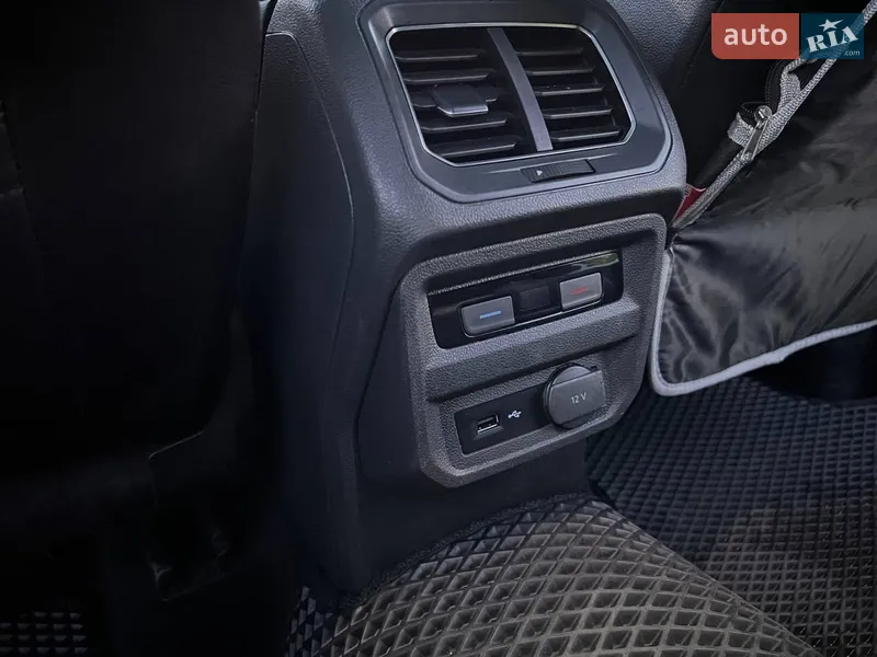 Volkswagen Tiguan 2018 VIN WVGZZZ5NZJM123670 фото оголошення 19 з 61