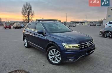 Позашляховик / Кросовер Volkswagen Tiguan 2017 в Києві