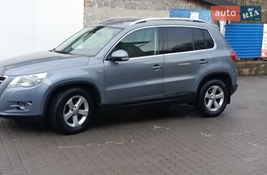 Позашляховик / Кросовер Volkswagen Tiguan 2009 в Долині