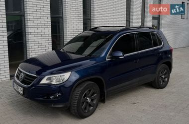 Внедорожник / Кроссовер Volkswagen Tiguan 2008 в Хмельницком