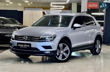 Внедорожник / Кроссовер Volkswagen Tiguan 2018 в Николаеве