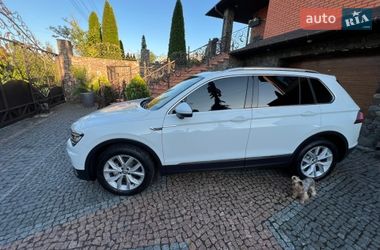 Внедорожник / Кроссовер Volkswagen Tiguan 2018 в Виннице