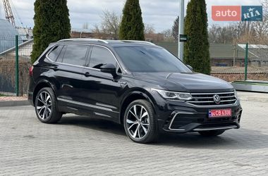 Внедорожник / Кроссовер Volkswagen Tiguan 2022 в Виннице
