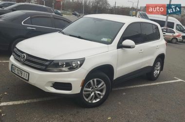 Внедорожник / Кроссовер Volkswagen Tiguan 2013 в Белозерье