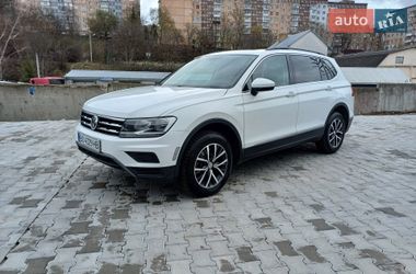 Внедорожник / Кроссовер Volkswagen Tiguan 2019 в Тернополе