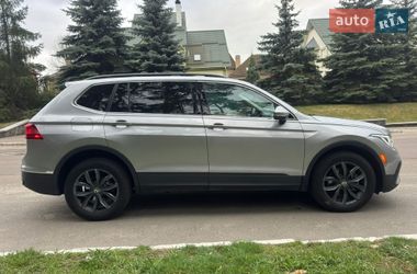 Позашляховик / Кросовер Volkswagen Tiguan 2022 в Києві