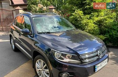 Позашляховик / Кросовер Volkswagen Tiguan 2014 в Одесі
