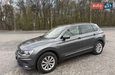 Внедорожник / Кроссовер Volkswagen Tiguan 2018 в Львове