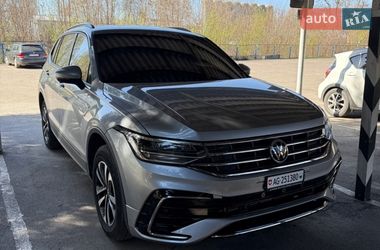Позашляховик / Кросовер Volkswagen Tiguan 2022 в Черкасах