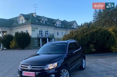 Внедорожник / Кроссовер Volkswagen Tiguan 2013 в Львове