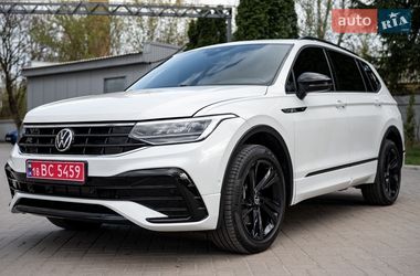 Внедорожник / Кроссовер Volkswagen Tiguan 2022 в Киеве