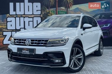 Позашляховик / Кросовер Volkswagen Tiguan 2018 в Львові