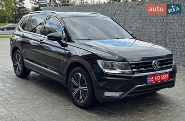 Позашляховик / Кросовер Volkswagen Tiguan 2017 в Луцьку