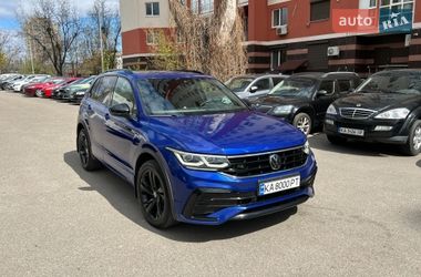 Позашляховик / Кросовер Volkswagen Tiguan 2022 в Києві