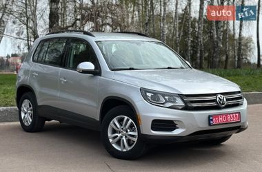 Внедорожник / Кроссовер Volkswagen Tiguan 2016 в Житомире