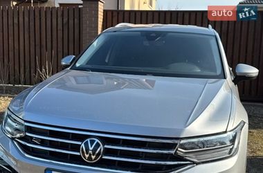 Внедорожник / Кроссовер Volkswagen Tiguan 2021 в Киеве