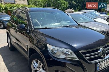 Внедорожник / Кроссовер Volkswagen Tiguan 2011 в Одессе