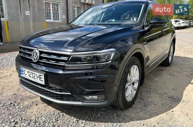 Внедорожник / Кроссовер Volkswagen Tiguan 2018 в Львове