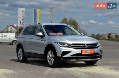 Внедорожник / Кроссовер Volkswagen Tiguan 2021 в Львове