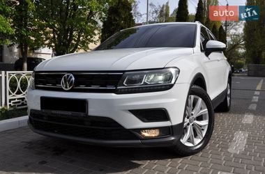 Позашляховик / Кросовер Volkswagen Tiguan 2019 в Одесі