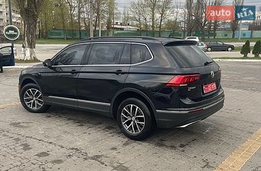 Внедорожник / Кроссовер Volkswagen Tiguan 2019 в Харькове