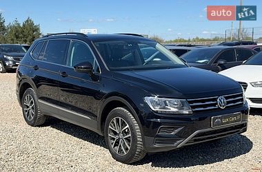Позашляховик / Кросовер Volkswagen Tiguan 2019 в Івано-Франківську