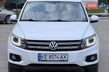 Внедорожник / Кроссовер Volkswagen Tiguan 2015 в Днепре