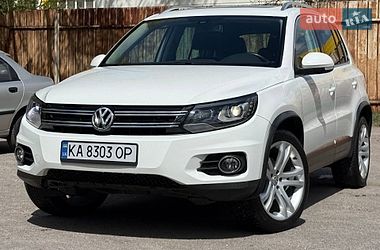 Внедорожник / Кроссовер Volkswagen Tiguan 2015 в Днепре