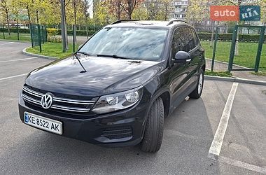 Внедорожник / Кроссовер Volkswagen Tiguan 2017 в Днепре