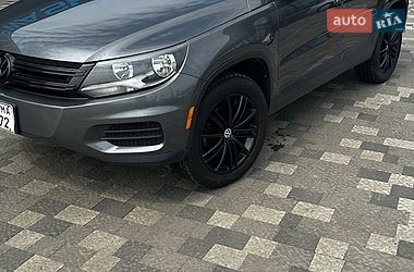 Внедорожник / Кроссовер Volkswagen Tiguan 2016 в Харькове