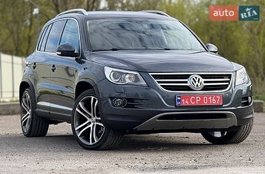 Внедорожник / Кроссовер Volkswagen Tiguan 2010 в Дрогобыче