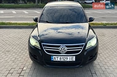Внедорожник / Кроссовер Volkswagen Tiguan 2011 в Ивано-Франковске