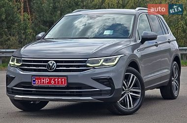 Внедорожник / Кроссовер Volkswagen Tiguan 2021 в Ковеле
