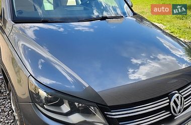 Позашляховик / Кросовер Volkswagen Tiguan 2016 в Дніпрі