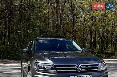 Внедорожник / Кроссовер Volkswagen Tiguan 2019 в Тернополе
