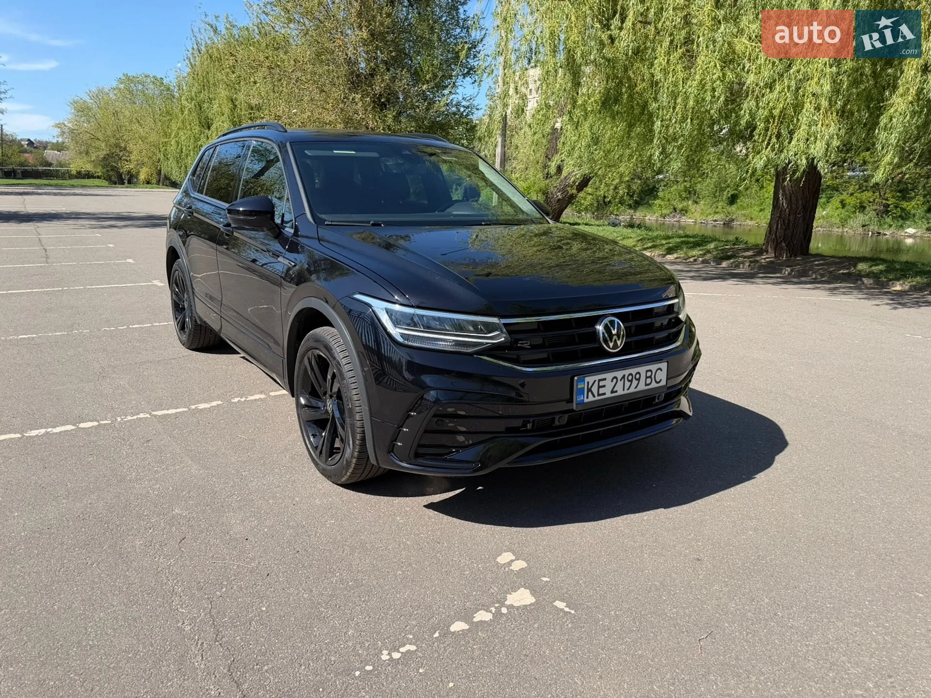 2024 Volkswagen Tiguan - мініатюра 2