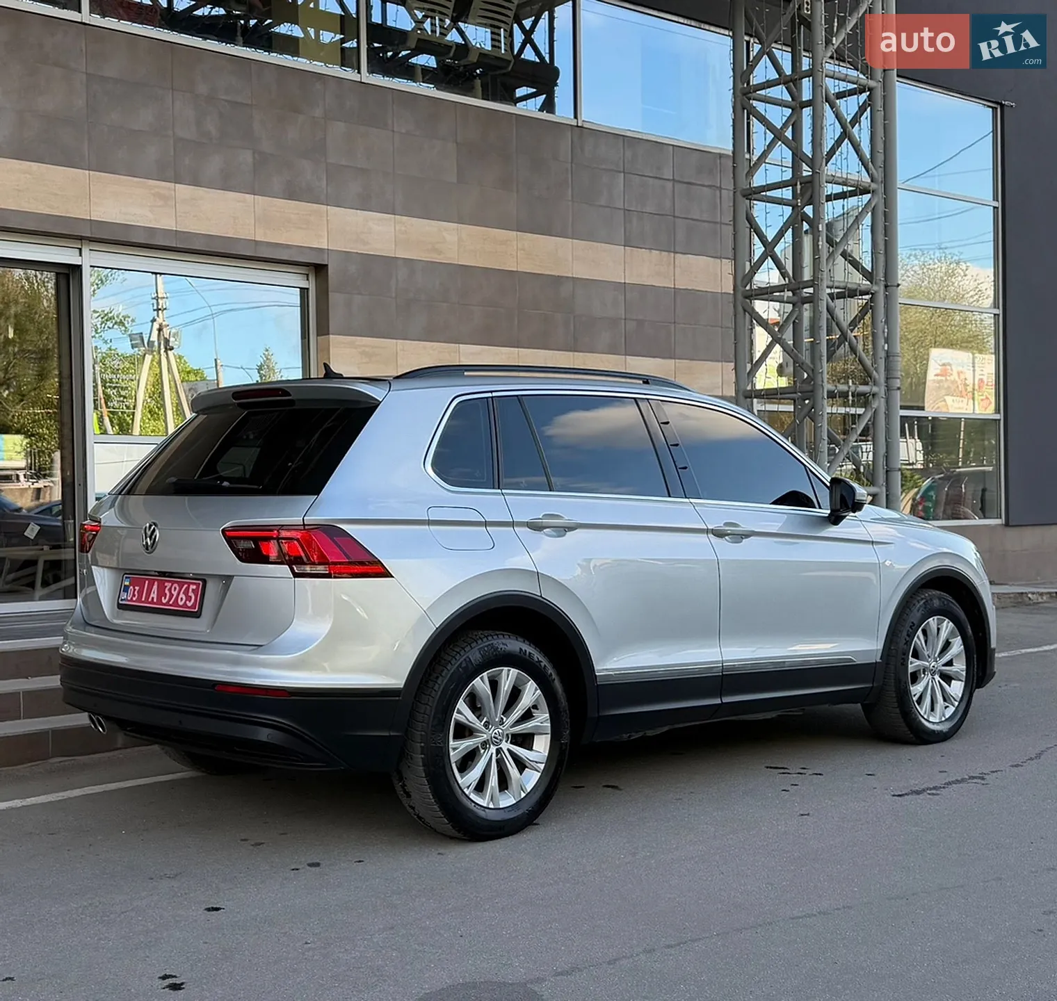 2018 Volkswagen Tiguan - мініатюра 27