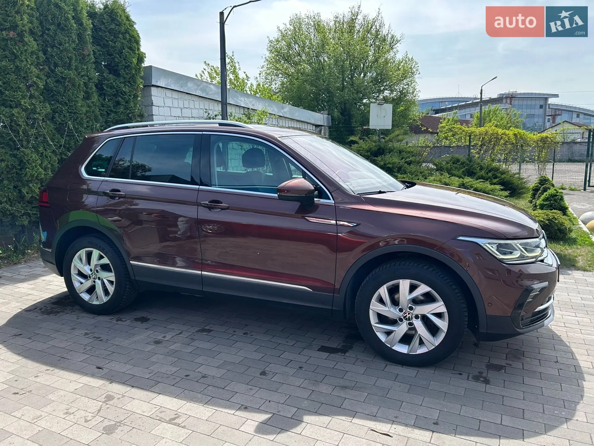 2021 Volkswagen Tiguan - мініатюра 5