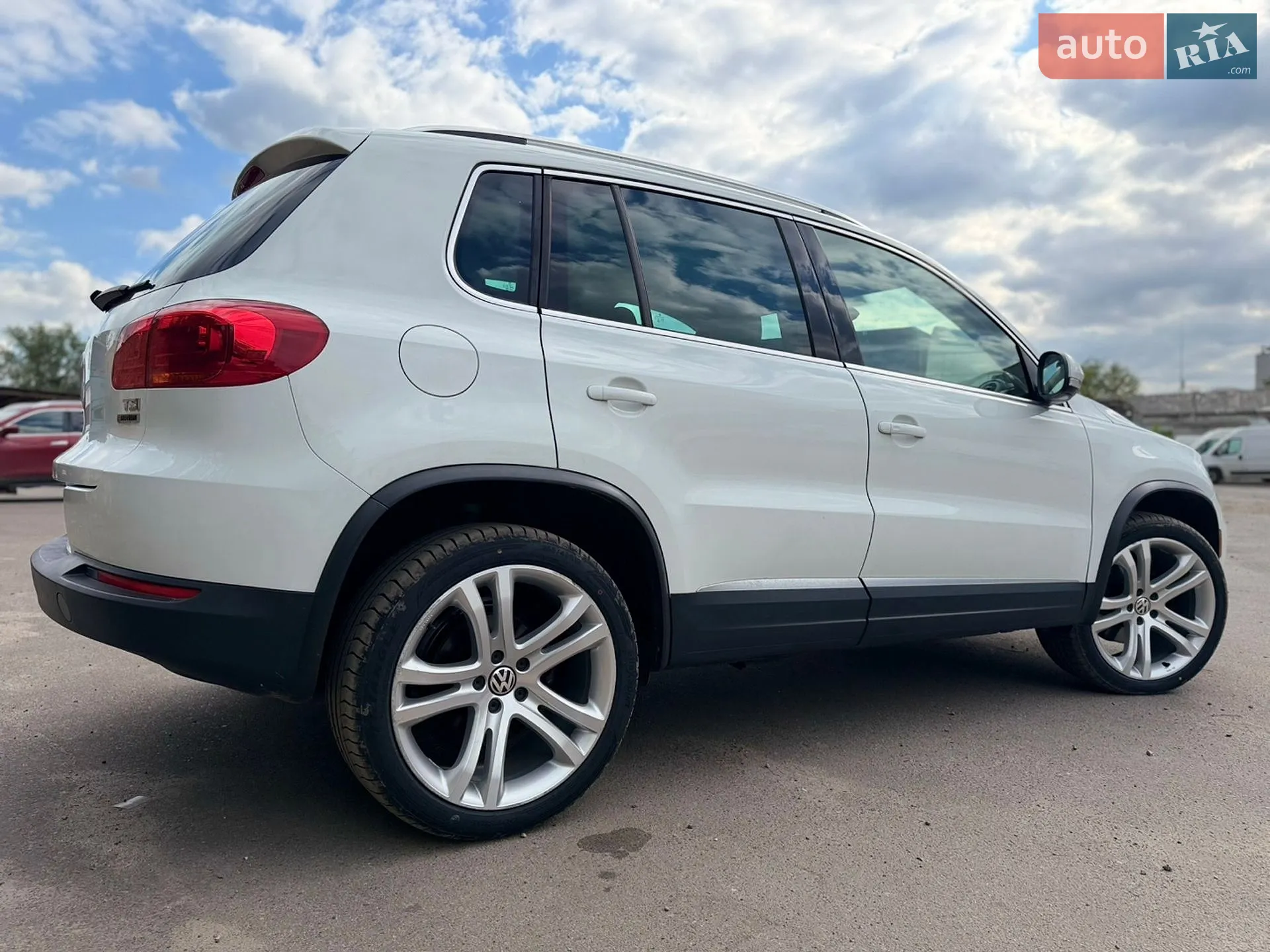 2016 Volkswagen Tiguan - мініатюра 5