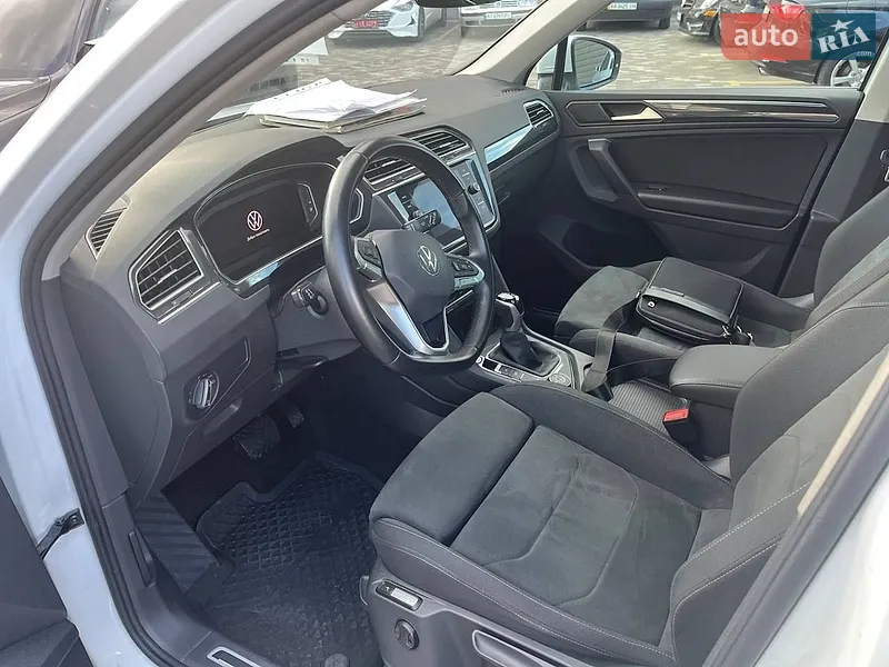 Volkswagen Tiguan 2021 VIN WVGZZZ5NZMW542092 фото оголошення 7 з 42