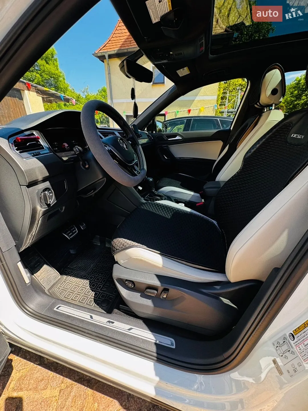 2019 Volkswagen Tiguan - мініатюра 26