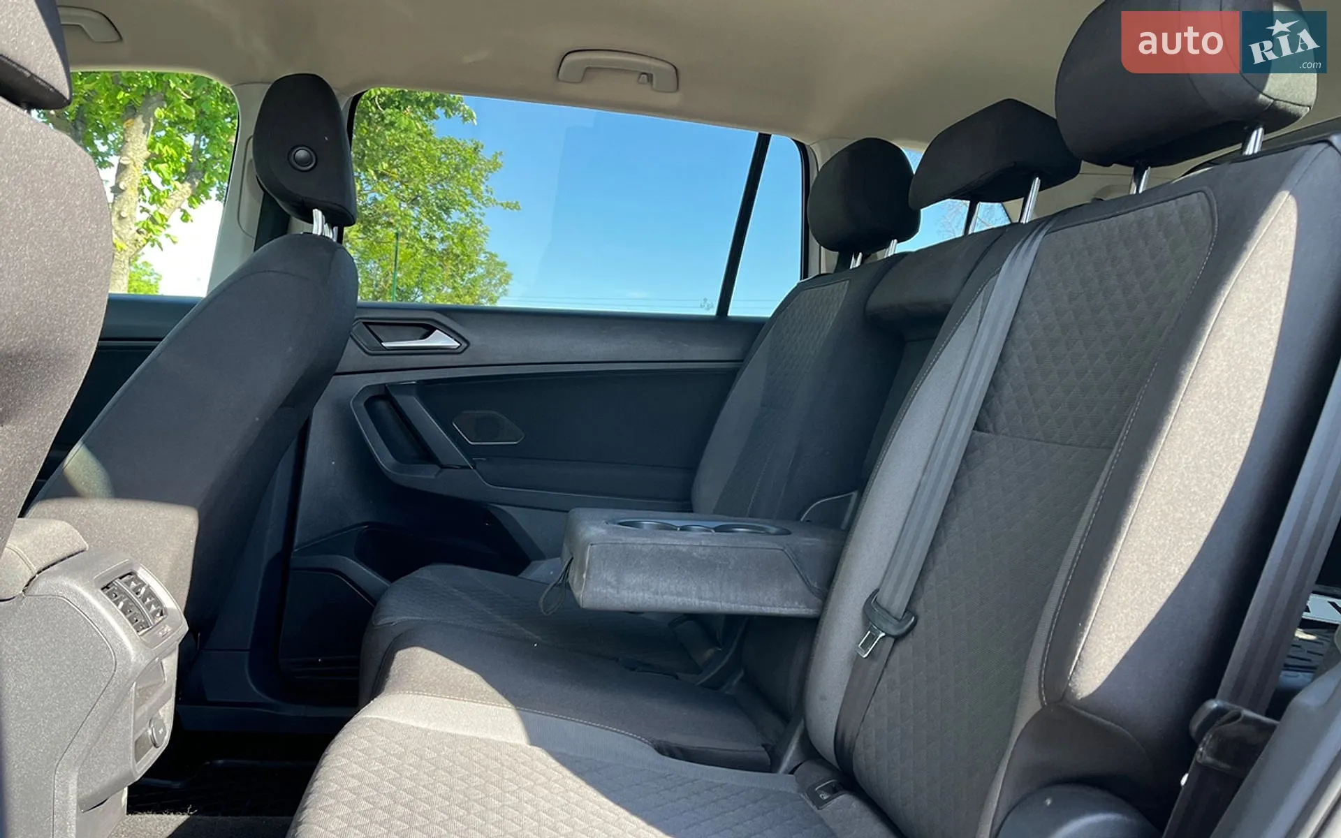 2019 Volkswagen Tiguan - мініатюра 18