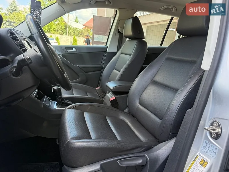 Volkswagen Tiguan 2016 VIN WVGBV7AX6GW584857 фото оголошення 13 з 59