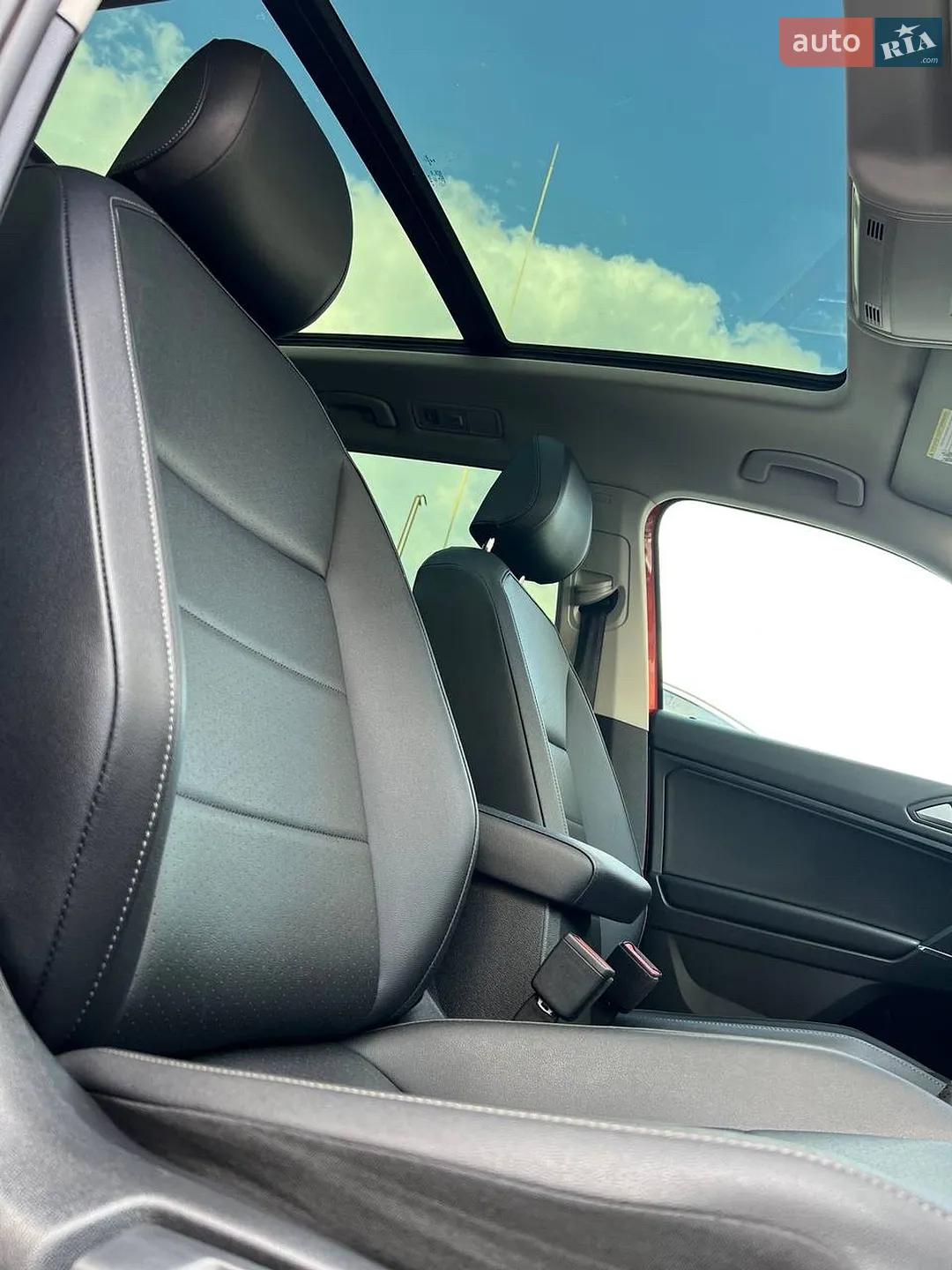 2019 Volkswagen Tiguan - мініатюра 40
