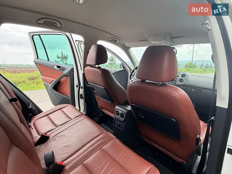 Volkswagen Tiguan 2011 VIN WVGZZZ5NZBW559888 фото оголошення 13 з 52