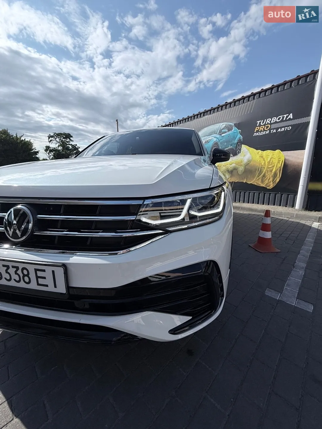 2022 Volkswagen Tiguan - мініатюра 11