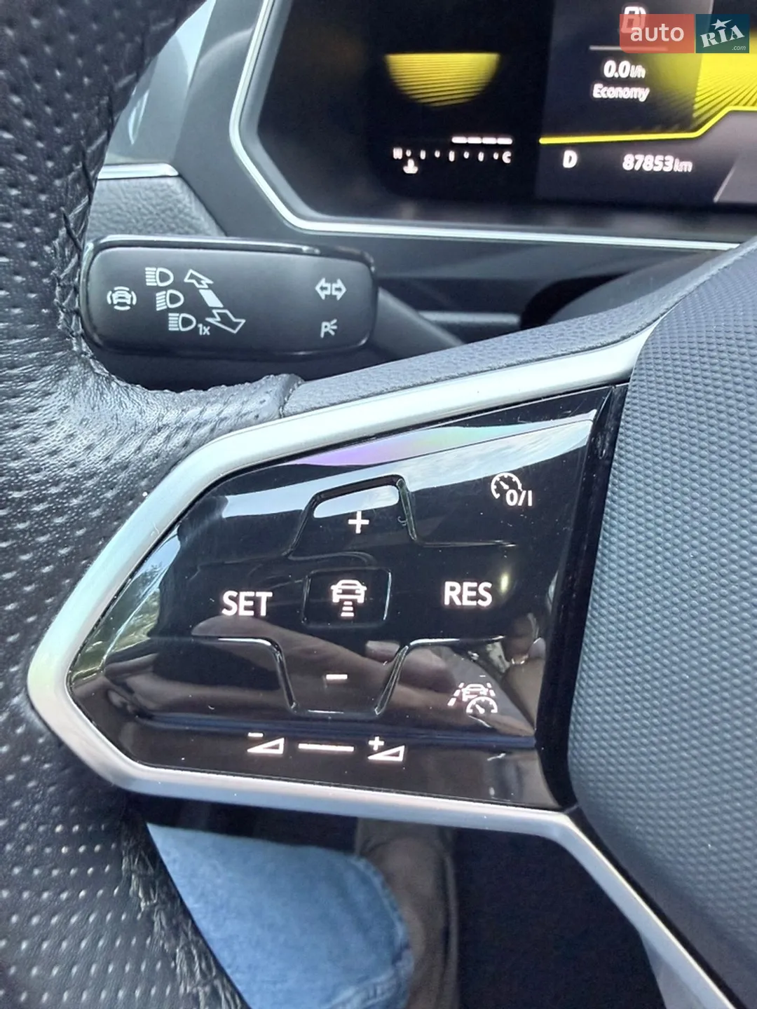 2022 Volkswagen Tiguan - мініатюра 22
